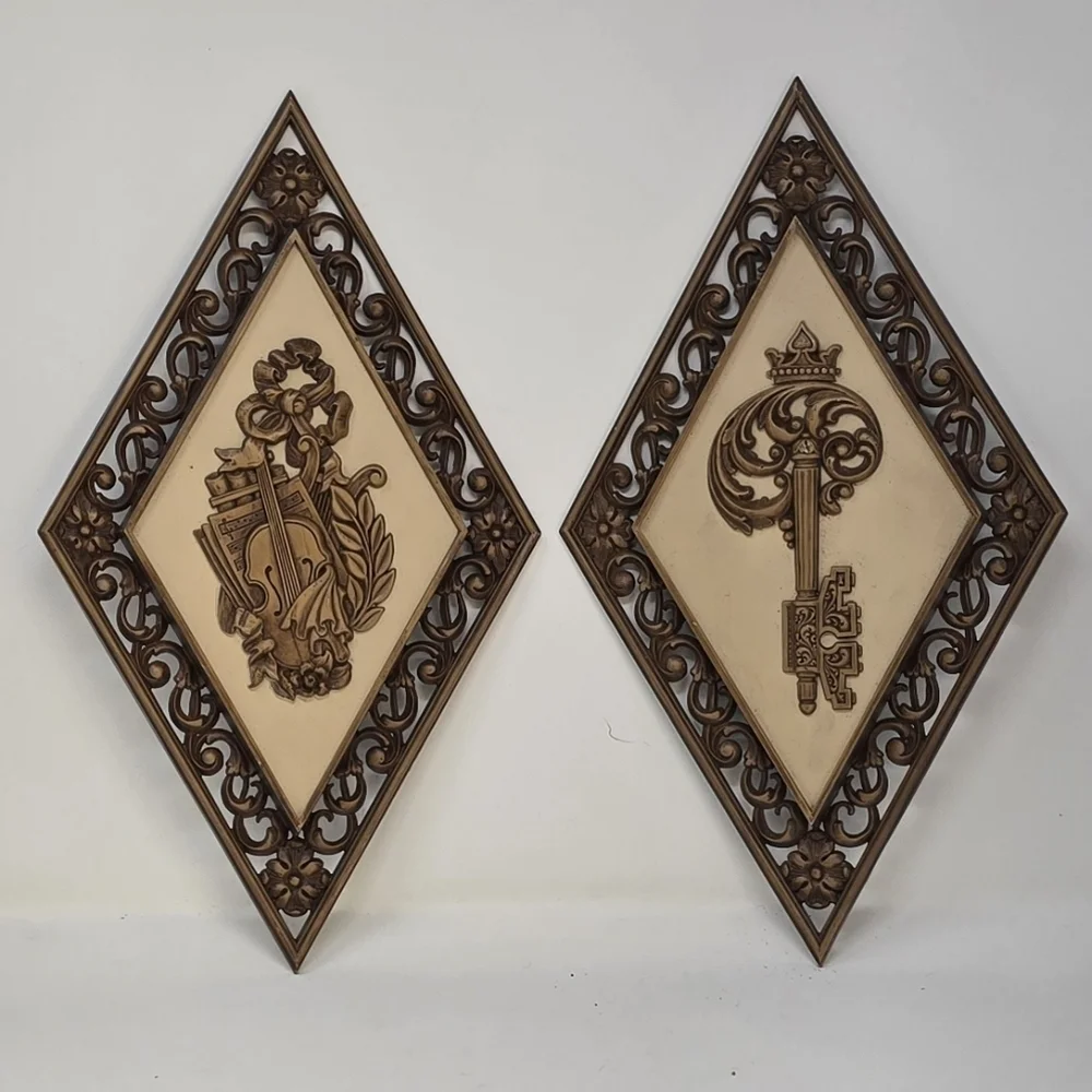 Vintage syroco hollywood regency‎ wall hanging plaques set of 2 diamond shape